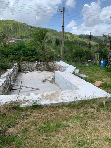 Продажба - Къща в Гюешево,  Кюстендил