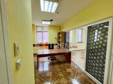 Închiriere - Birou/Salon de frumusețe în JP Gara,  Varna