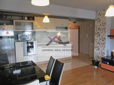 For rent - Apartment in Briz,  Varna