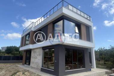 For sale - House in Briz,  Varna