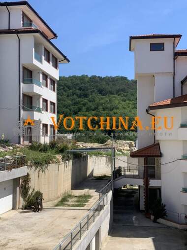 Vânzare - Apartament în Vinița,  Varna