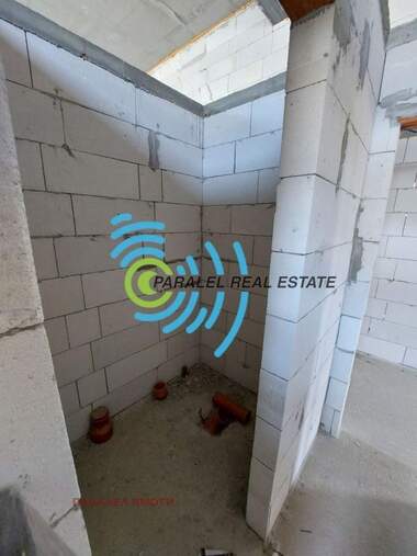 For sale - Repair shop in Industrialna zona-Iug,  Plovdiv
