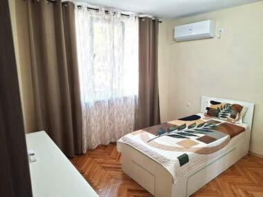 Miete - Wohnung in Zentar,  Razgrad
