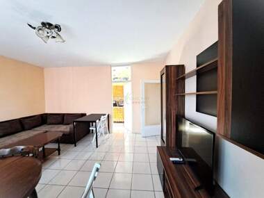 Închiriere - Apartament în Lagera,  Sofia
