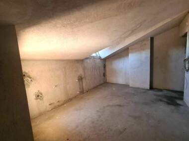 For sale - Apartment in Kamenni,  Haskovo