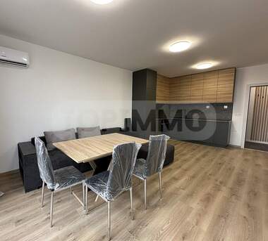 Vânzare - Apartament în Pceelina,  Varna