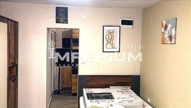 Închiriere - Apartament în Sportna zala,  Varna