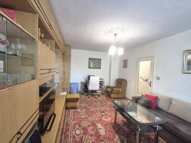 Продажба - Апартамент в Дружба 2,  Русе