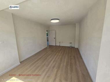 For sale - Apartment in 9-ti kvartal,  Pleven