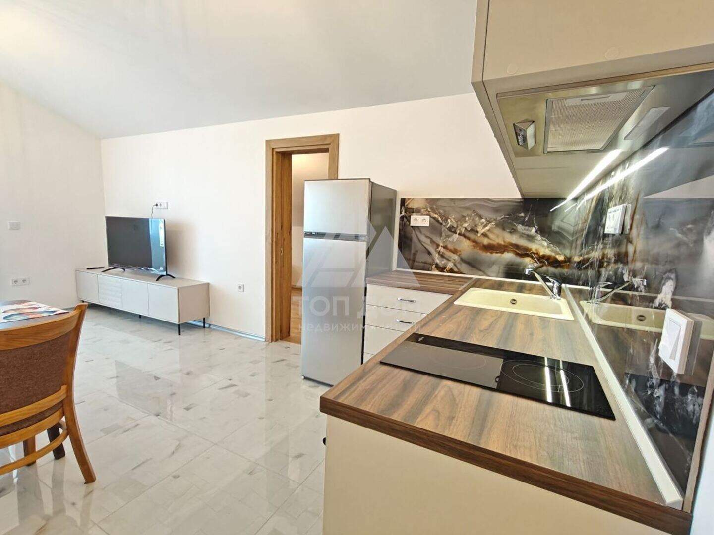 Cu trei camere Apartament în Pceelina, Varna – fotografia 2