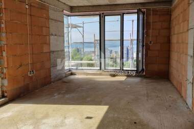 Продажба - Апартамент в Бриз,  Варна