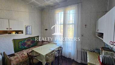 Продажба - Апартамент в Изток,  Перник