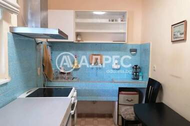 Πώληση - Όροφος από σπίτι σε Възраждане,  Ямбол
