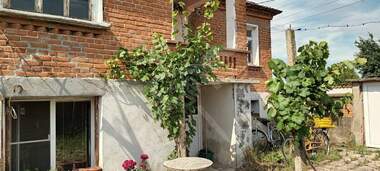 For sale - House in Iasno Pole,  Plovdiv