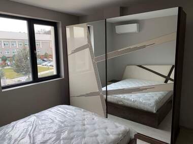 Închiriere - Apartament în Mladejki hălm,  Plovdiv