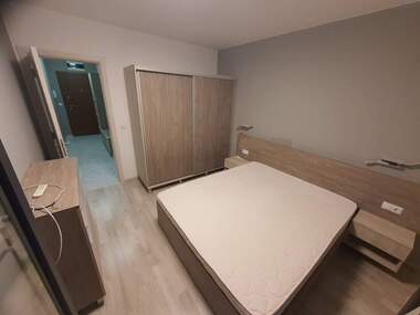 Închiriere - Apartament în Slaveîkov,  Burgas