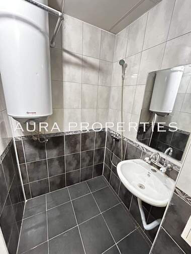 For sale - Apartment in Orel,  Razgrad
