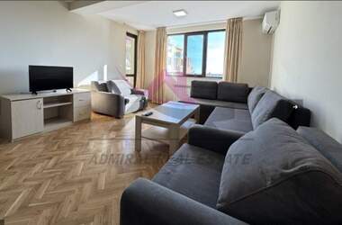 For rent - Apartment in Briz,  Varna