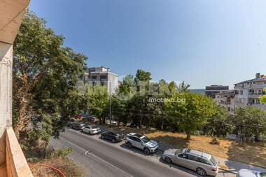 For sale - Apartment in Center,  Varna
