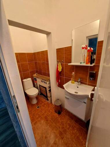 For rent - Office/Store/Beauty saloon in Varosha,  Targovishte