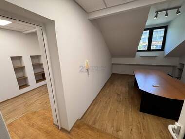 Miete - Büro in Zentar,  Weliko Tarnowo