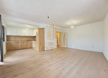 For sale - Apartment in Center,  Varna