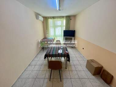Închiriere - Birou în Țentăr,  Haskovo
