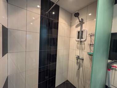 Închiriere - Apartament în Izgrev,  Burgas