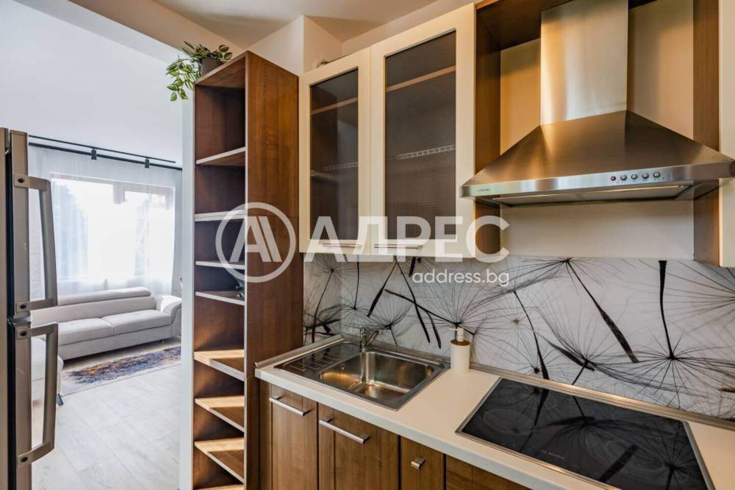Тристаен Апартамент в Траката, Варна – снимка 7