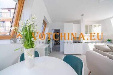 Vânzare - Apartament în Center,  Varna
