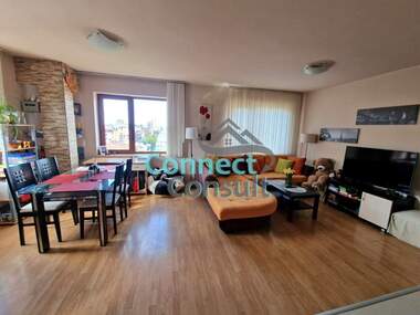 Închiriere - Apartament în Center,  Plovdiv