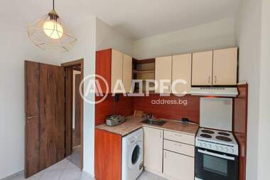 Închiriere - Apartament în Geo Milev,  Sofia