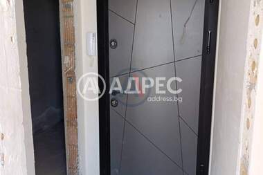 Продажба - Апартамент в Колхозен пазар,  Варна
