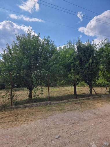 Продажба - Парцел за строителство в Крайници,  Кюстендил