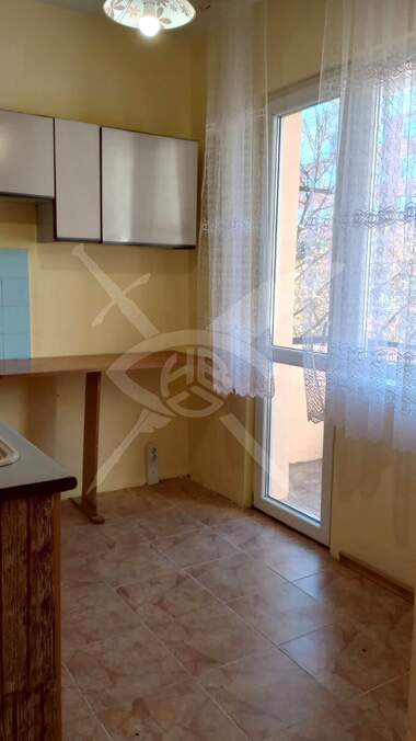 Închiriere - Apartament în Kamenița 2,  Plovdiv