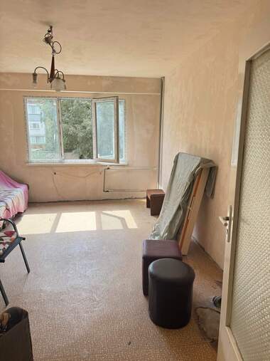 Продажба - Апартамент в Родина 2,  Русе