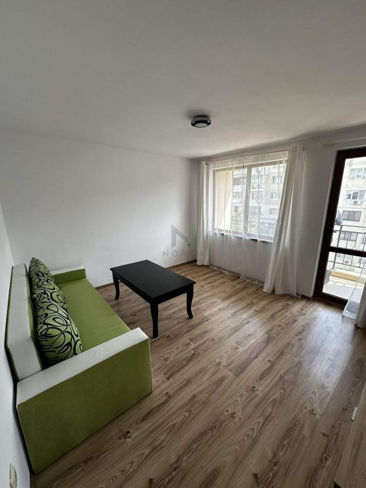 Cu două camere Apartament în Levski, Varna – fotografia 3