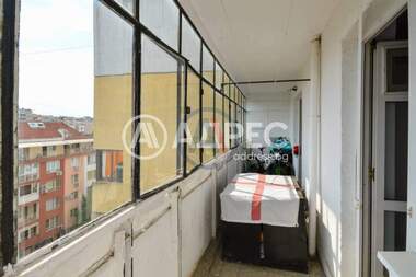 For sale - Apartment in Vazrajdane,  Burgas