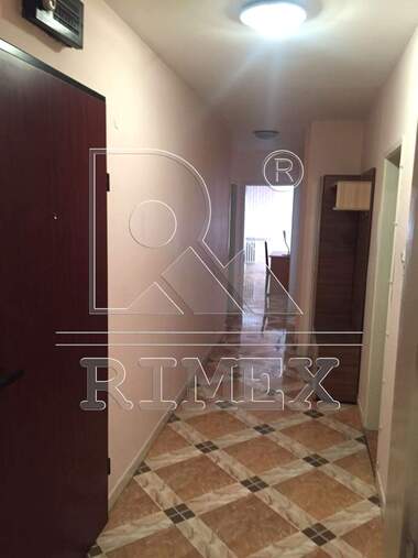For rent - Apartment in Mladejki halm,  Plovdiv