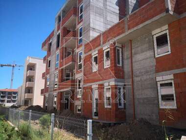 Продажба - Апартамент в Остромила,  Пловдив