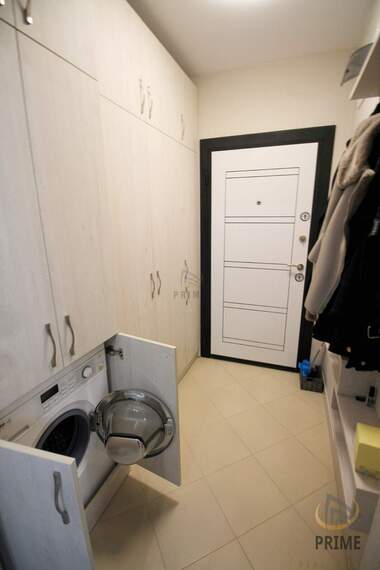 Miete - Wohnung in Wazrajdane,  Burgas
