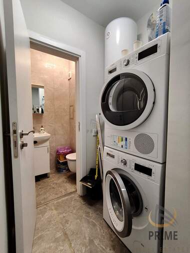 Miete - Wohnung in Zentar,  Burgas