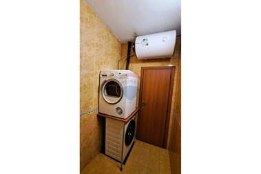Продажба - Апартамент в Център,  Варна