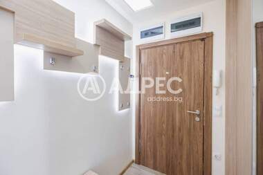 Închiriere - Apartament în Center,  Varna