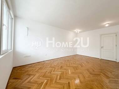 For sale - Apartment in Liatno kino Trakia,  Varna