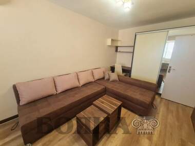 Închiriere - Apartament în Zdraveț Iztok,  Ruse