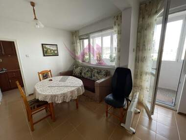 For rent - Apartment in Liatno kino Trakia,  Varna