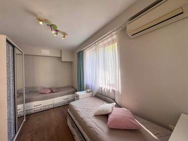 Miete - Wohnung in Wazrajdane,  Burgas