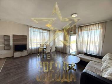 Vânzare - Apartament în Kărșiaka,  Plovdiv