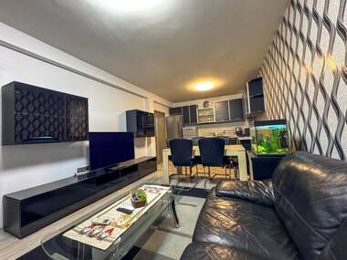 Închiriere - Apartament în Izgrev,  Burgas